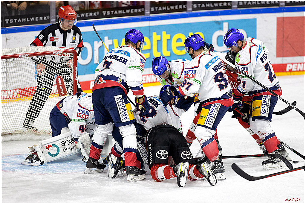 PENNY DEL;  Kölner Haie - Eisbären Berlin; Köln, 01.11.2022